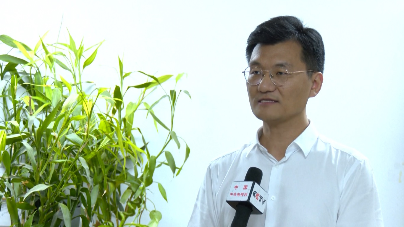 Volume angkutan laut selama periode tersebut mengalami peningkatan sembilan persen dari tahun ke tahun