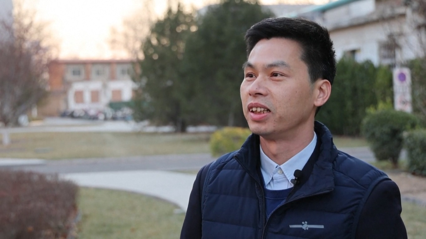 Long March-3B adalah seri roket pembawa pertama Tiongkok yang menyelesaikan 100 peluncuran