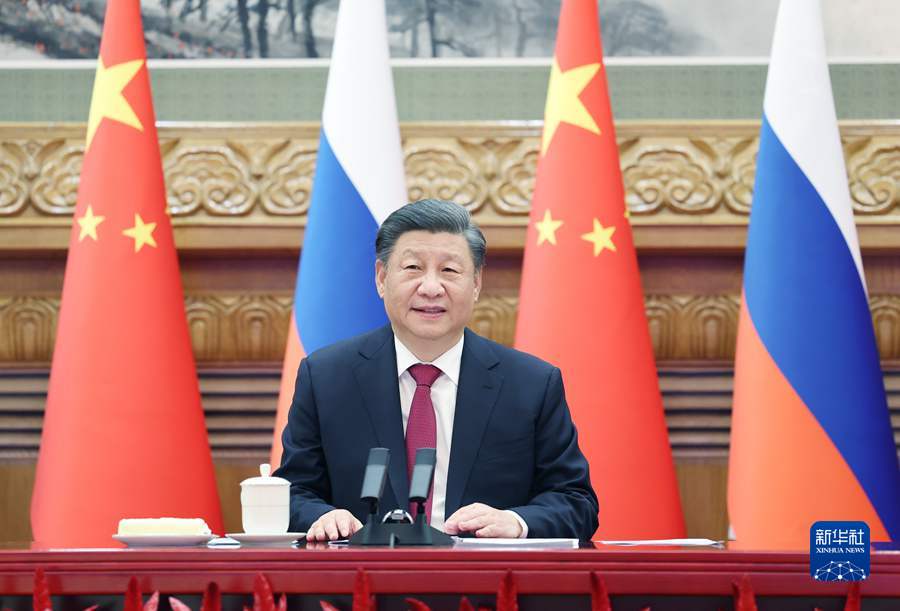 Presiden Tiongkok Xi Jinping mengadakan pertemuan virtual dengan Presiden Rusia Vladimir Putin  Jumat kemarin (30//12)