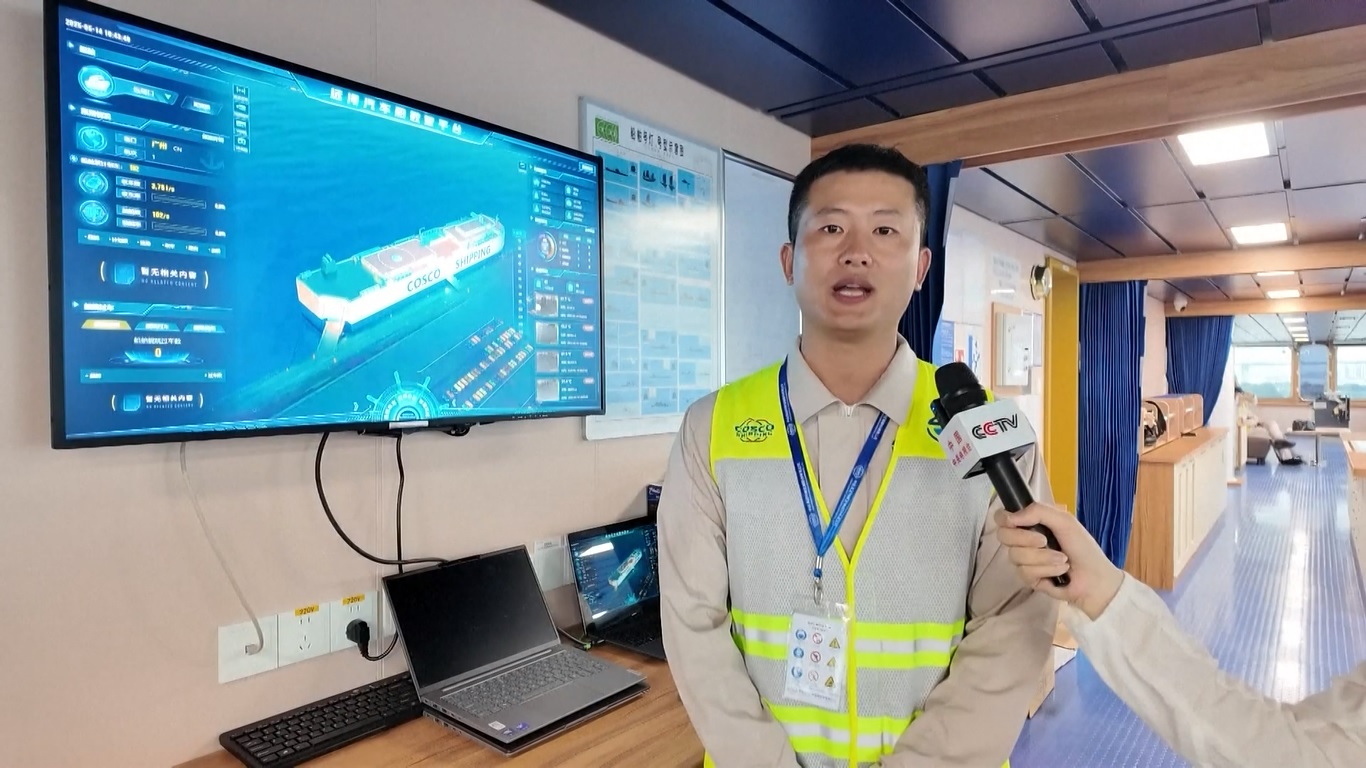 Dibandingkan dengan kapal pengangkut mobil berbahan bakar tunggal tradisional