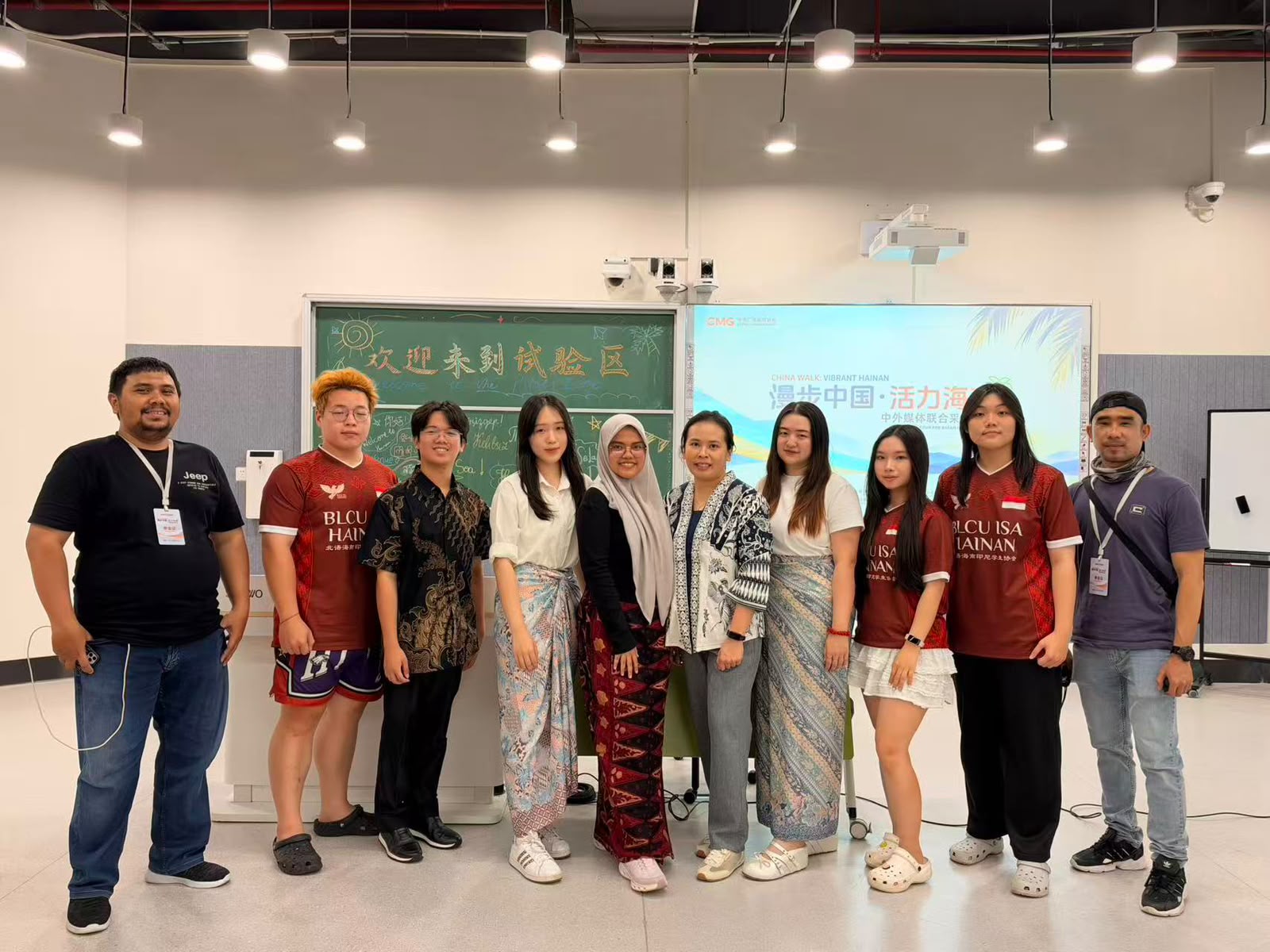 Hari ke-4 "China Walk: Vibrant Hainan" 2026: Bertemu Mahasiswa Indonesia dan Kunjungi Kompleks Perbelanjaan Bebas Bea Internasional Sanya