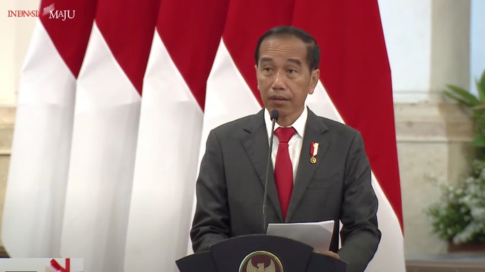 Terbitnya PP Nomor 52/2022 ini menandakan Jokowi merestui bahan baku nuklir sebagai bagian pertambangan di Indonesia
