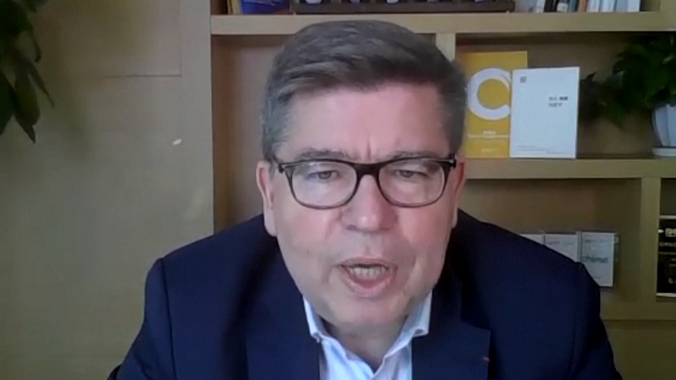 Bruno Bezard mengatakan sebagian besar perusahaan Prancis sangat mementingkan pasar Tiongkok