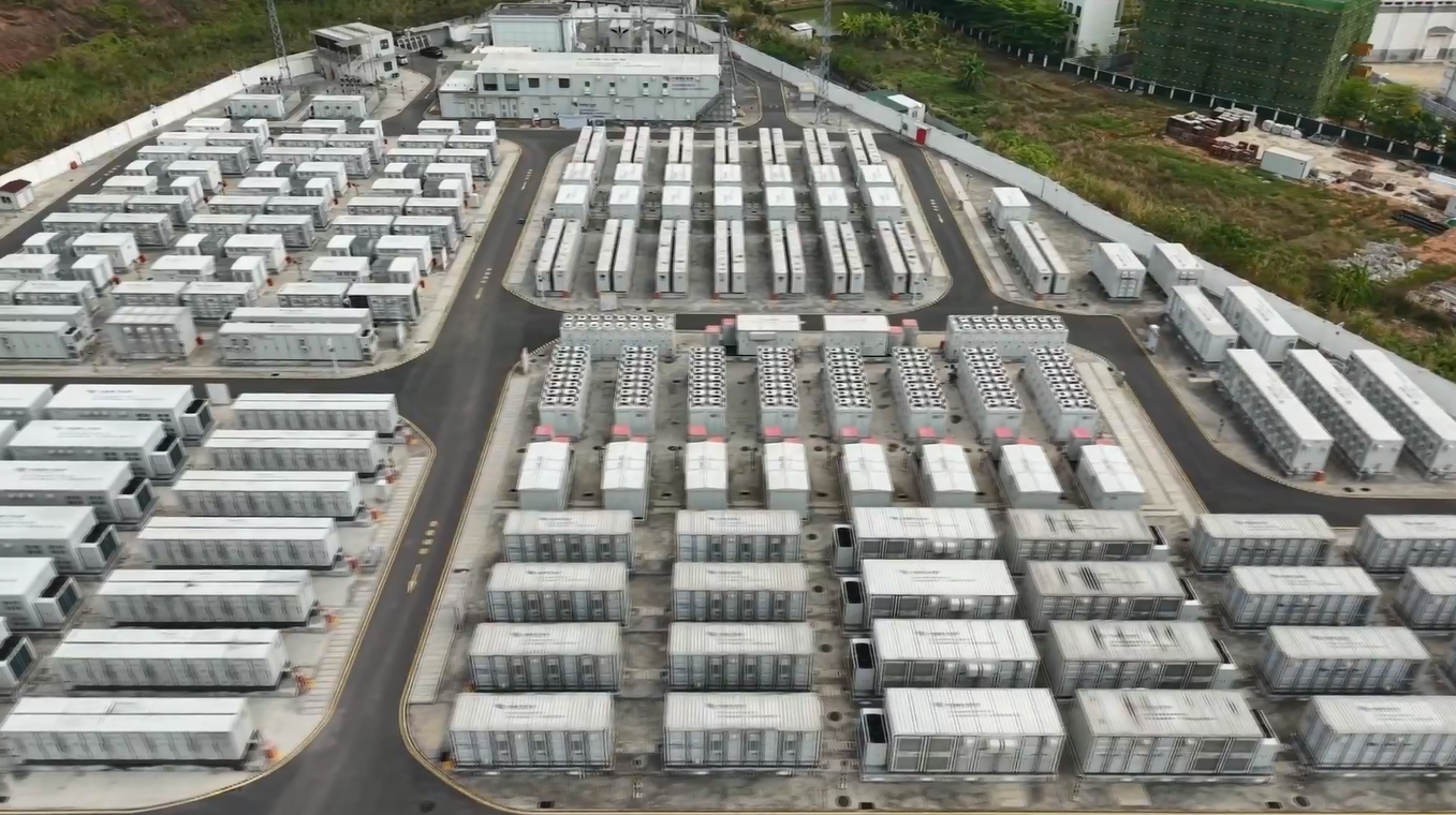 Tiongkok Luncurkan Platform Analisis AI Pertama untuk Penyimpanan Energi