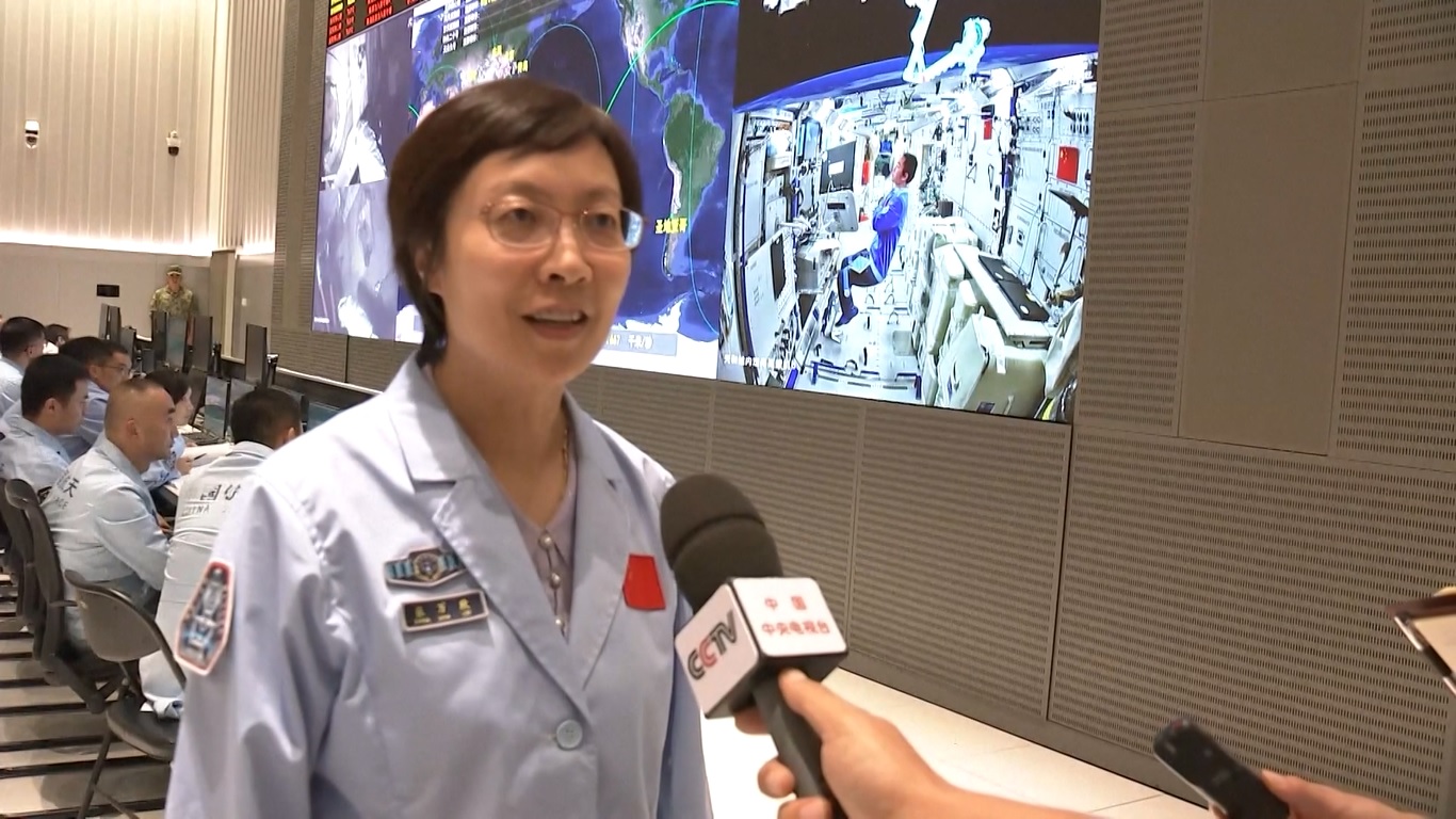 Pakaian Antariksa Stasiun Luar Angkasa Tiongkok Pecahkan Rekor dengan 20 Misi Ekstravehicular yang Sukses