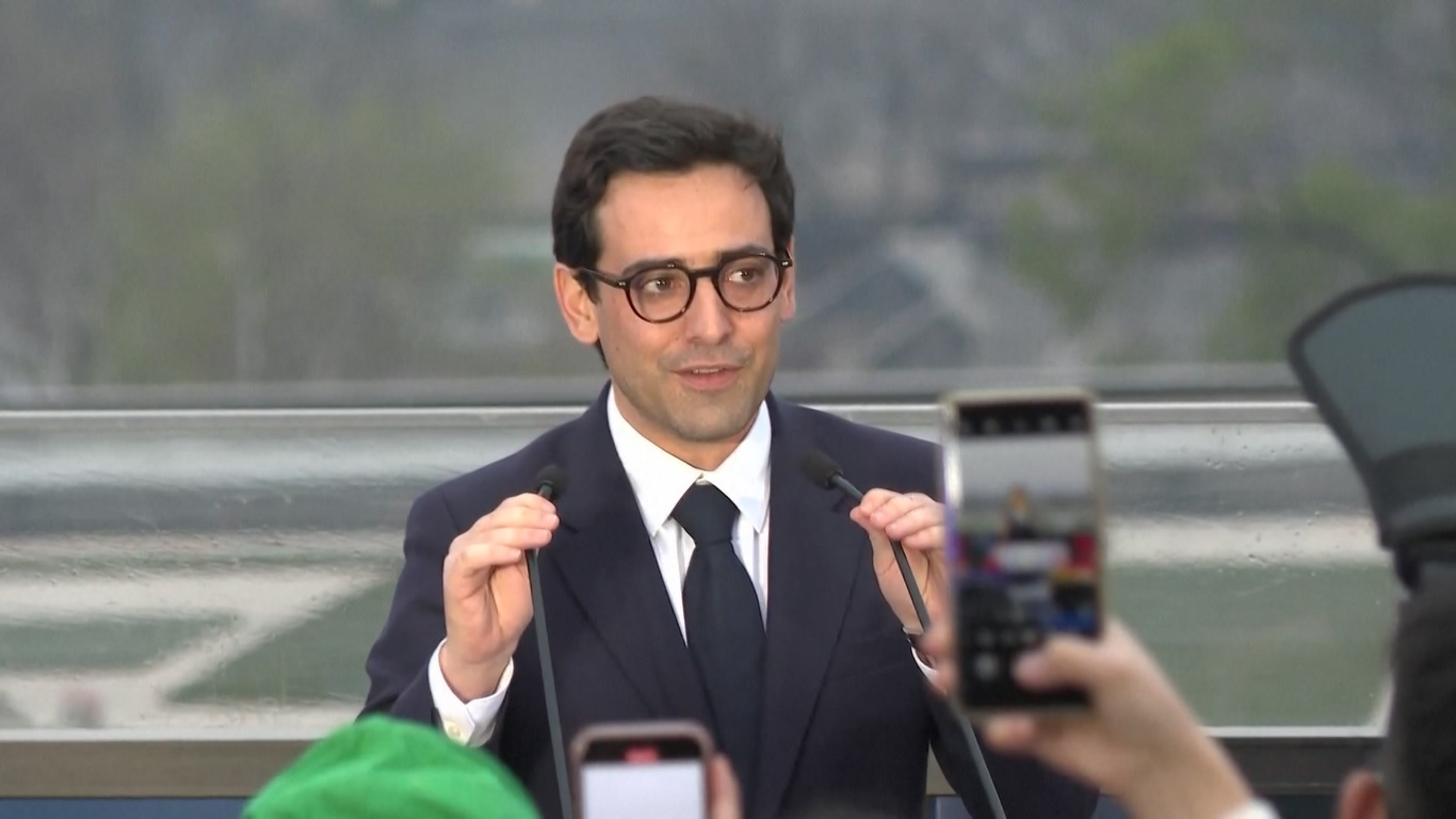 Sekitar 200 peninggalan budaya yang sangat indah dari Tiongkok dan Prancis akan dipamerkan dalam pameran ini