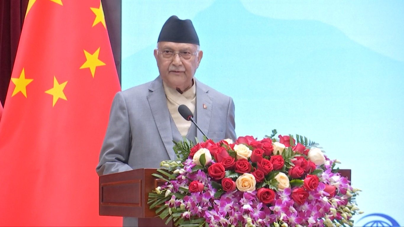 Oli berada di Tiongkok untuk kunjungan resmi selama empat hari