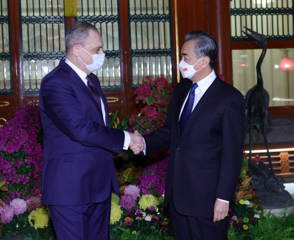 Wang Yi menyatakan