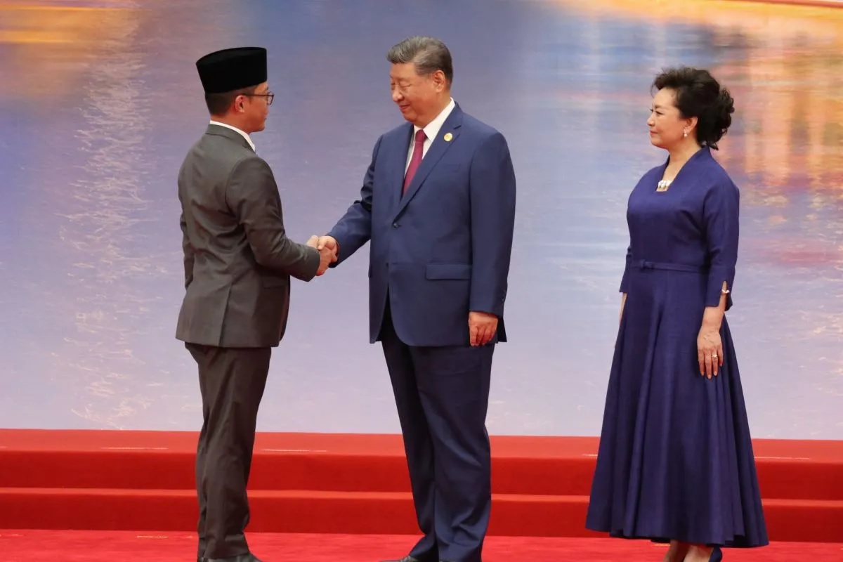 Presiden Tiongkok Xi Jinping sambut Menlu Sugiono dalam KTT SCO 2025