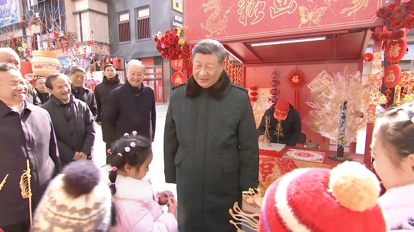 Xi Jinping Kunjungi Kawasan Komersial Pusat Kota Beijing Jelang Festival Musim Semi 2026