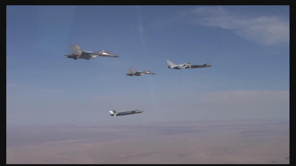 15 Tahun Setelah Penerbangan Perdananya, Pilot J-20 Terus Meningkatkan Kemampuan Tempurnya