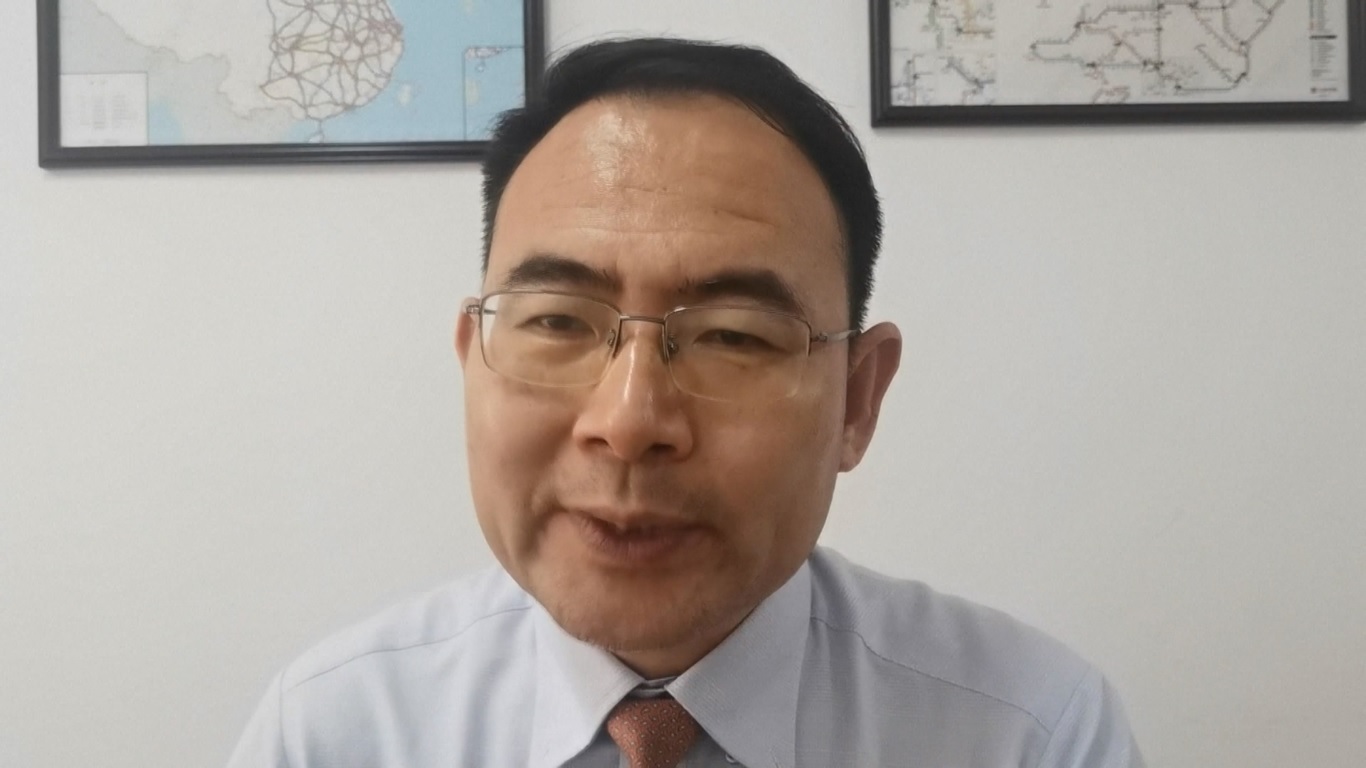 Tiongkok juga telah melihat kembalinya beberapa maskapai penerbangan internasional