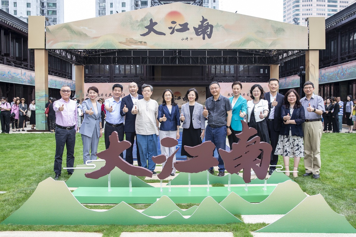 Kelompok ini akan melakukan penelitian sistematis untuk data yang terkumpul