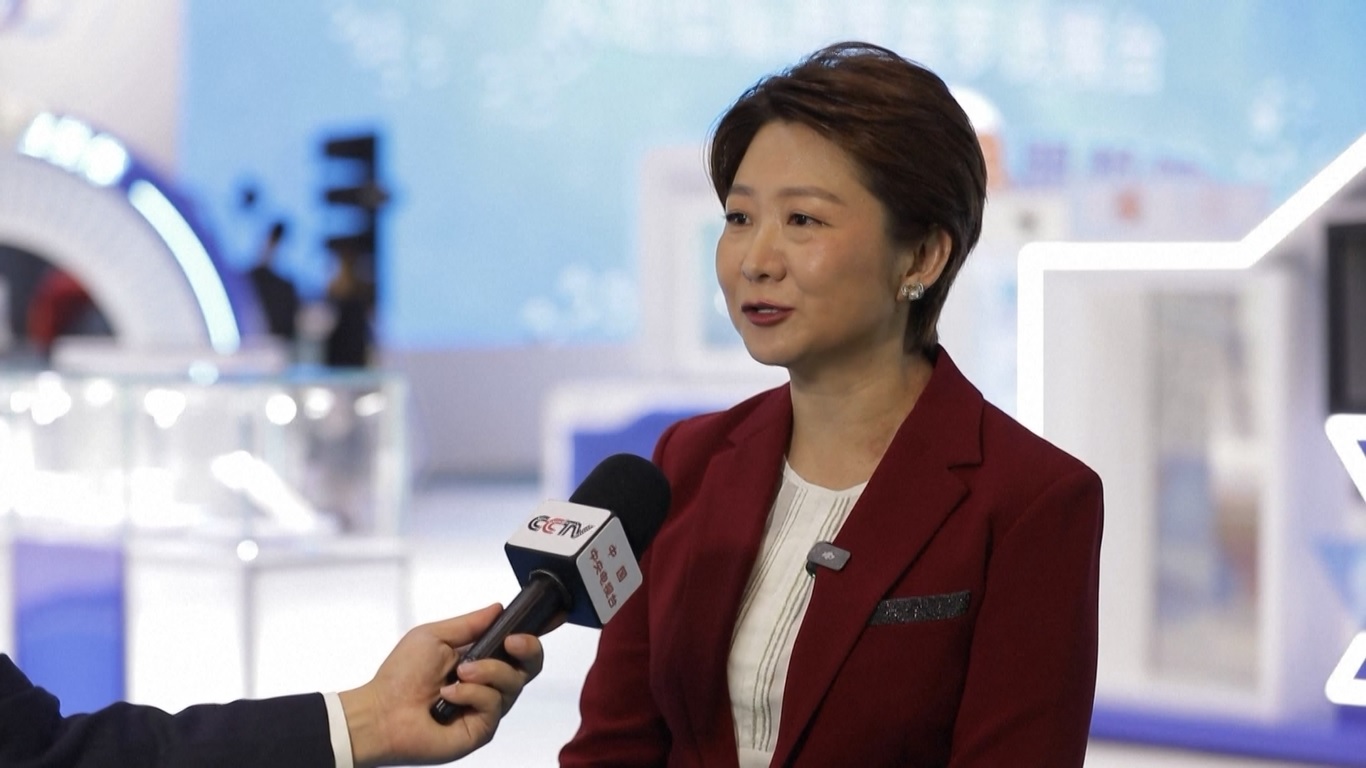 Di antara para peserta pameran tersebut terdapat sepuluh perusahaan perangkat medis teratas dunia dan 11 dari 500 perusahaan farmasi teratas dunia