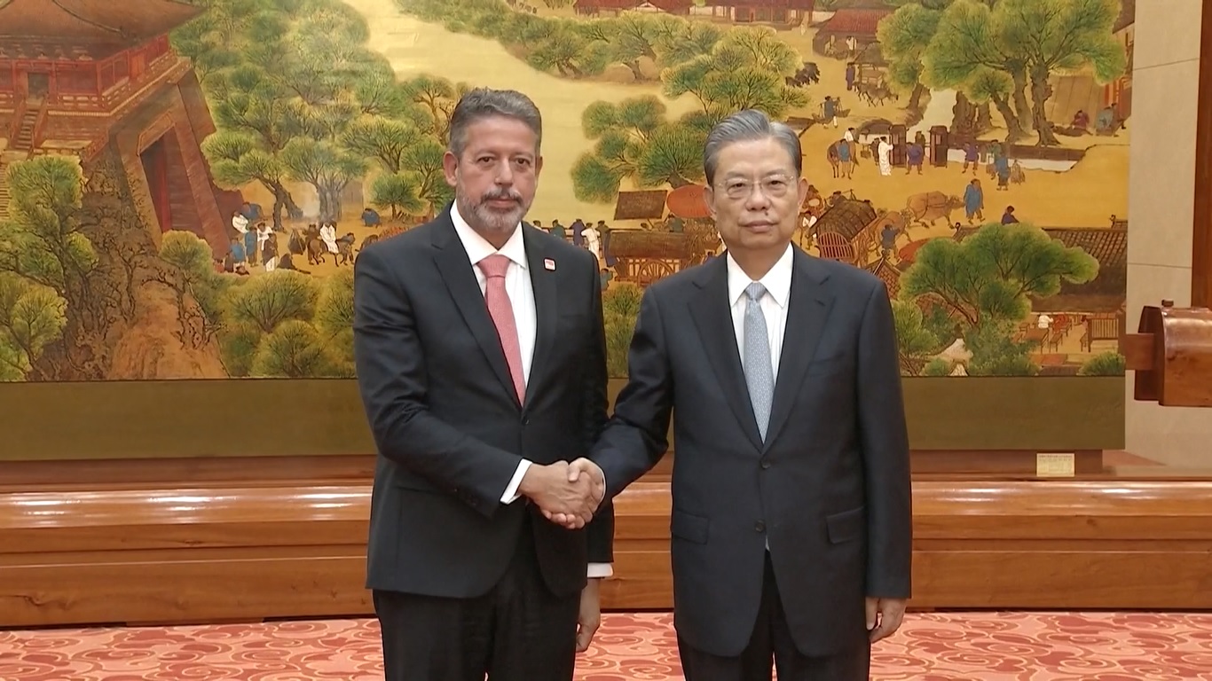 Zhao mengatakan KRN siap untuk melakukan upaya bersama dengan Dewan Perwakilan Rakyat Brasil untuk memperkuat pertukaran dan kerja sama di berbagai tingkat dan di berbagai bidang