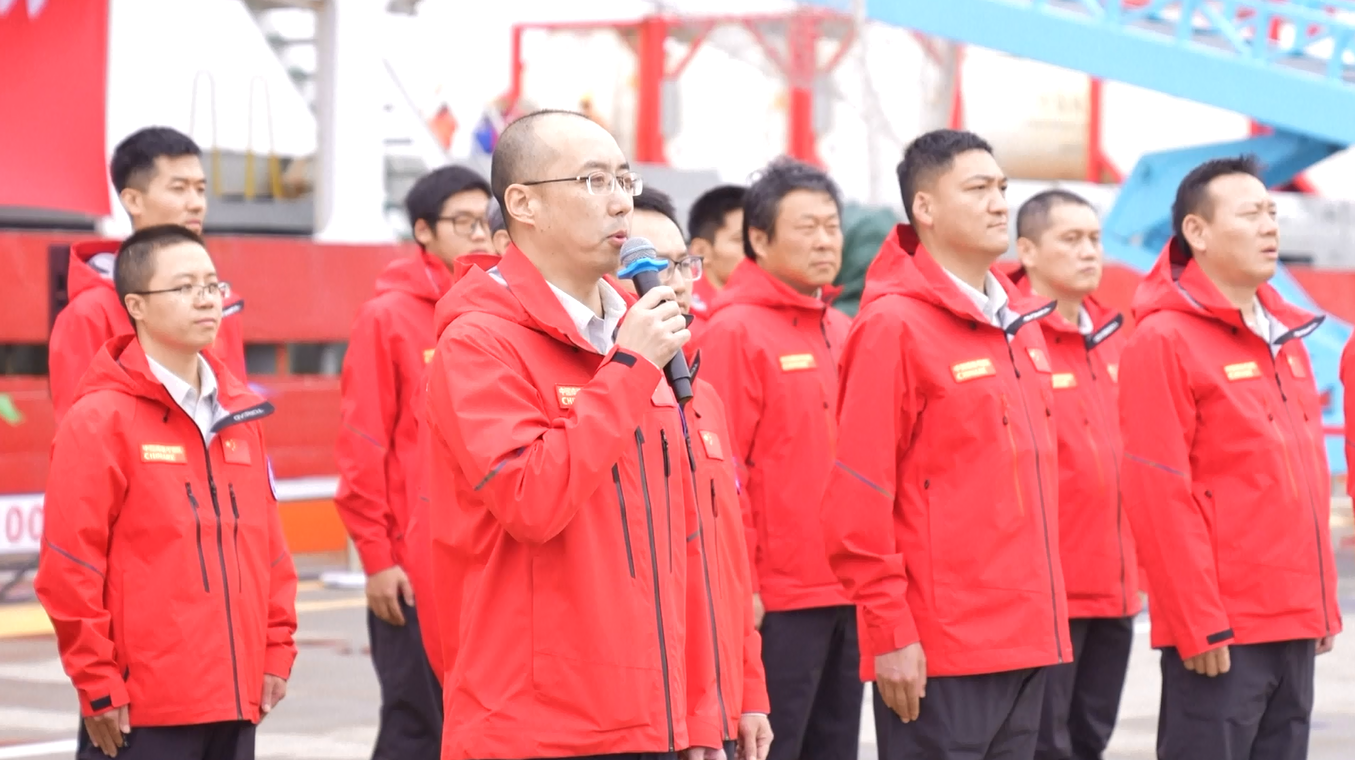 Tim Ekspedisi Antartika Tiongkok Rayakan Pencapaian setelah Selesaikan Pelayaran selama 160 Hari