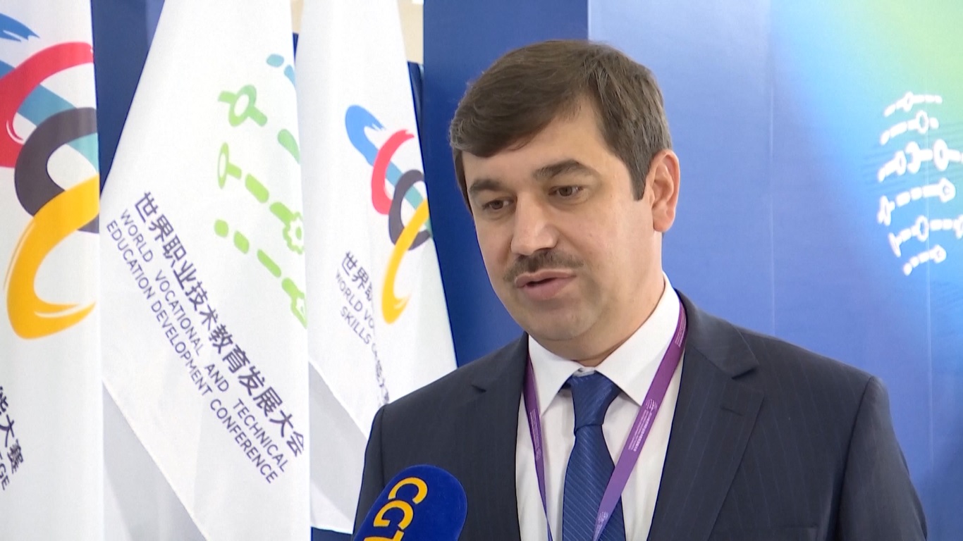 Acara dua hari tersebut dihadiri oleh tamu dari lebih dari 100 negara dan wilayah