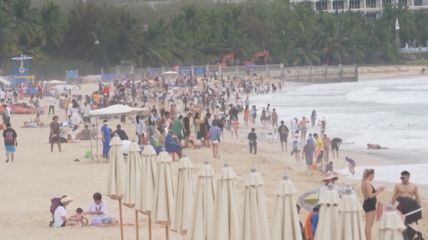 Provinsi pulau tropis tersebut menyatakan bahwa mereka akan lebih mengoptimalkan proses bea cukai dan memperkaya produk pariwisata untuk mendorong pertumbuhan pariwisata masuk