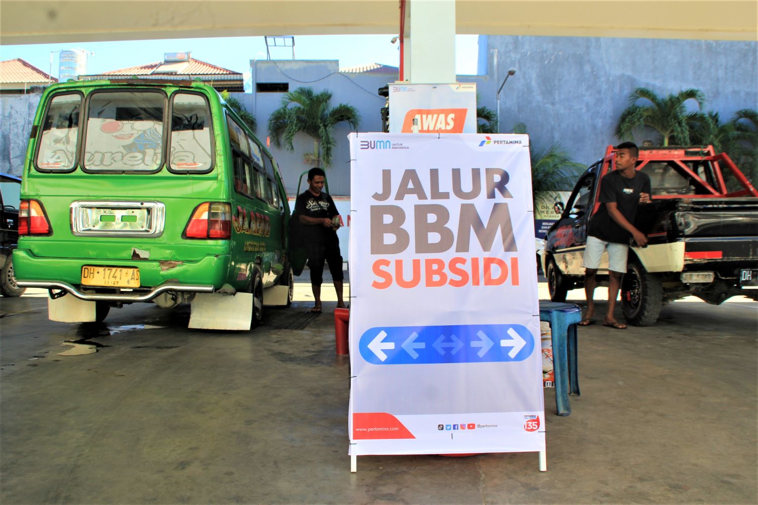 Sebagai informasi BBM yang disubsidi pemerintah dan disalurkan Pertamina adalah jenis solar dan Pertalite