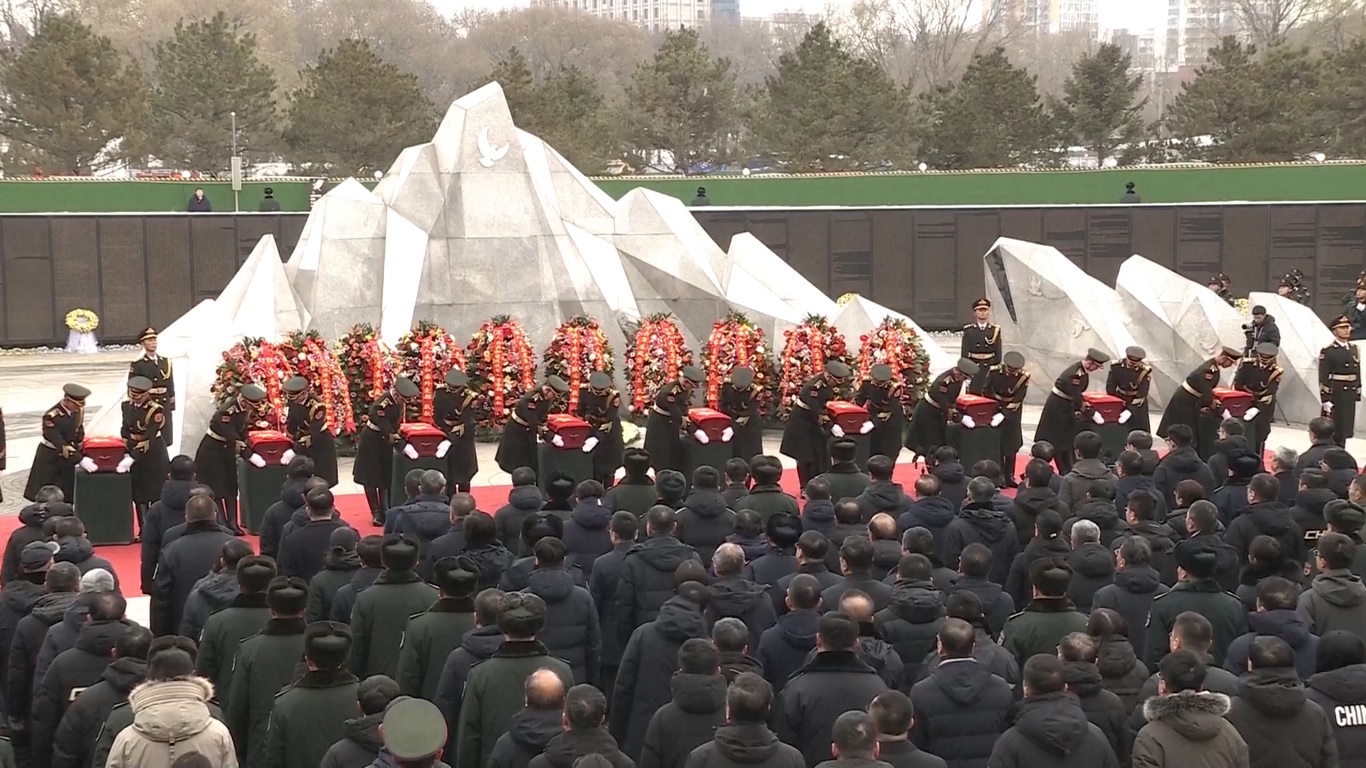 Upacara tersebut dihadiri oleh para veteran CPV