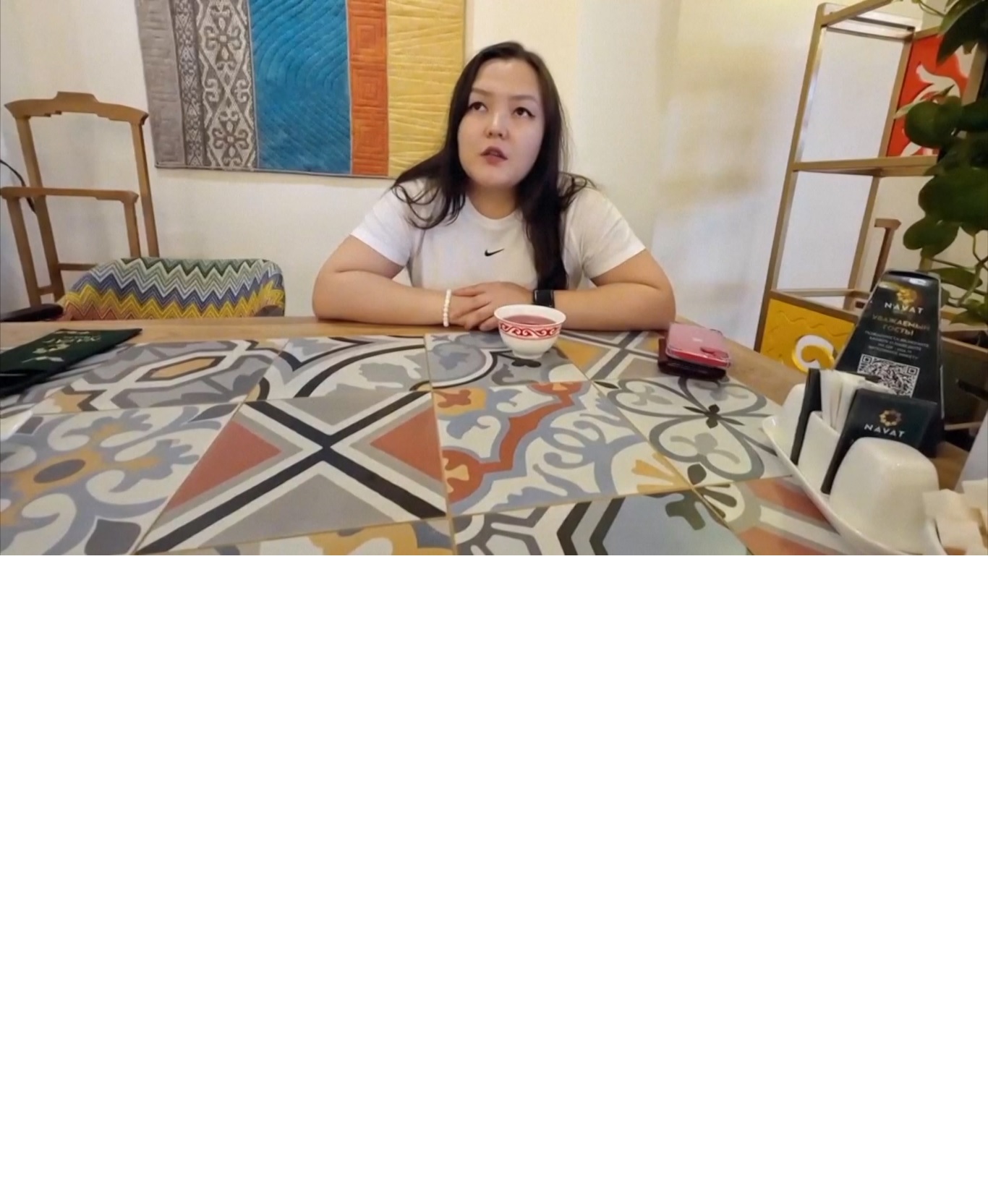 Seorang vlogger China Global Television Network (CGTN) yang berbasis di Kirgistan pergi ke jalan-jalan di ibukota Bishkek untuk belajar tentang pandangan masyarakat setempat tentang Tiongkok