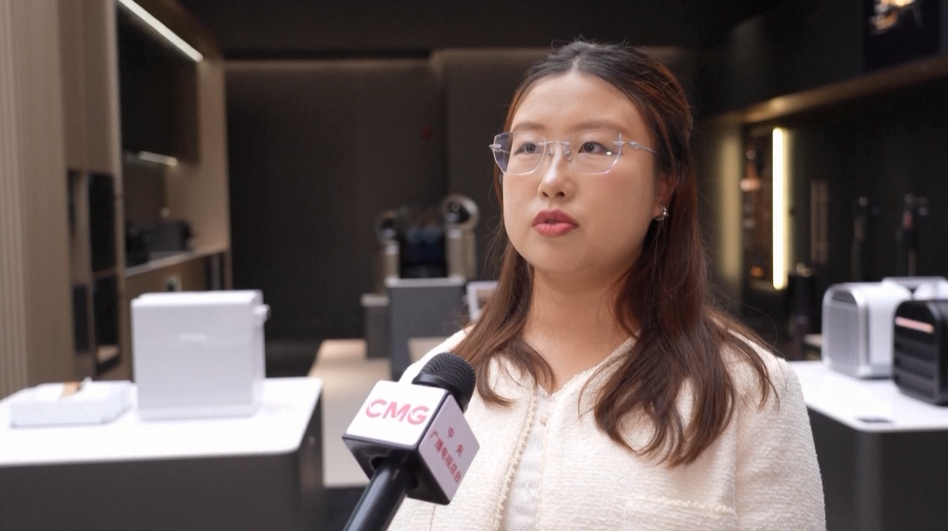 Pembersih Jendela Buatan Tiongkok Mampu Penuhi Permintaan Global yang Terus Meningkat