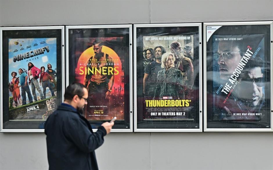 Serikat pekerja aktor dan pekerja media dan hiburan lainnya mengatakan mereka menunggu rincian lebih lanjut tentang rencana Trump tetapi mendukung tujuan untuk meningkatkan produksi film TV dan streaming di Amerika Serikat