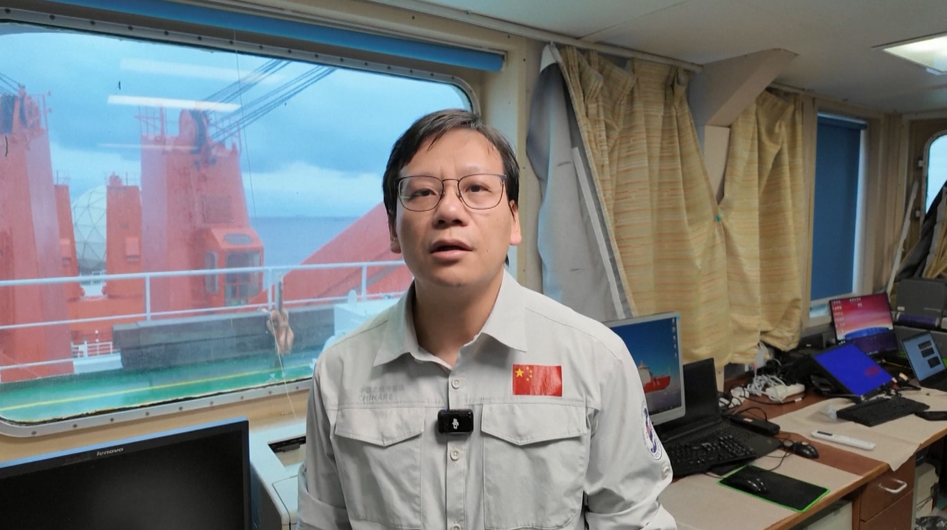 Tiongkok Gelar Panggilan Video Pertama antara Kutub Utara dan Kutub Selatan via Sistem Satelit Buatan Dalam Negeri