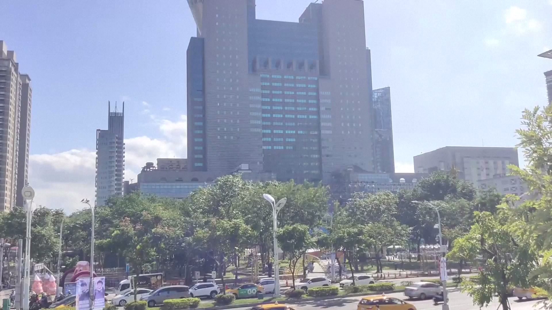 Penduduk Taipei pada hari Jumat mengkritik pemimpin regional Taiwan Lai Ching-te atas perjalanannya baru-baru ini ke 'sekutu diplomatik' di Pasifik dan panggilan teleponnya dengan mantan Ketua DPR AS Nancy Pelosi selama persinggahan transit di Hawaii