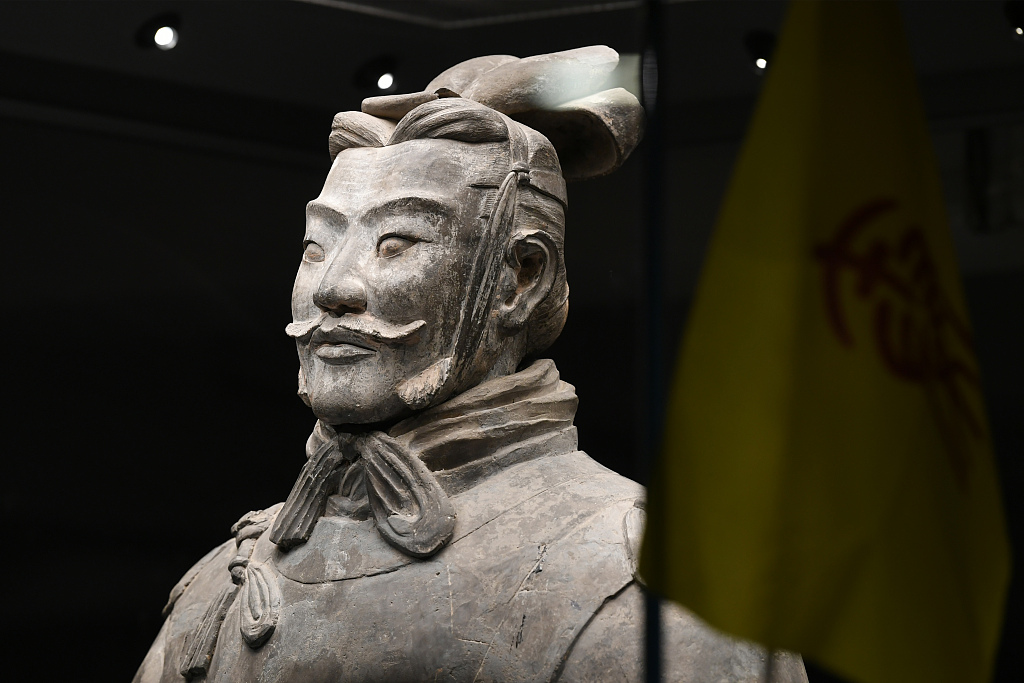 Pesta seni ini menjadi bagian dari upaya  pertukaran budaya antara dua peradaban dan memperkuat ikatan dan meningkatkan hubungan persahabatan antara kedua bangsa