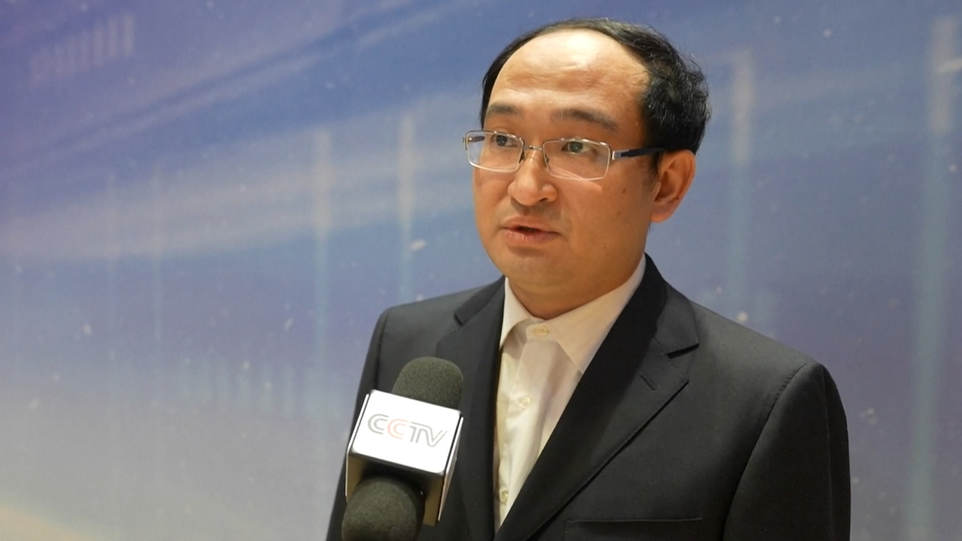 Tidak seperti misi sebelumnya yang mengambil sampel dari sisi dekat bulan