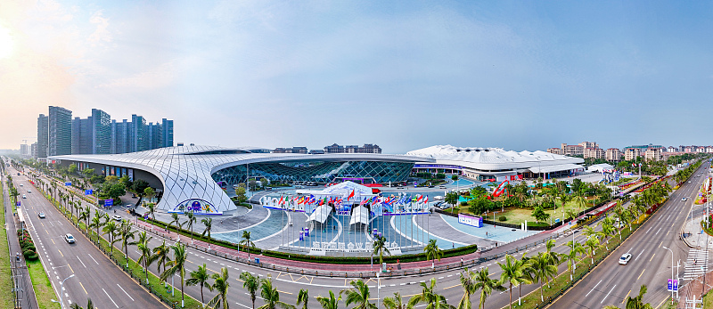 Pameran Hainan dengan jelas menunjukkan jalan ke depan menyatukan dunia di bawah satu atap dengan yang terbaik yang dapat ditawarkan setiap orang dalam lingkungan yang bebas