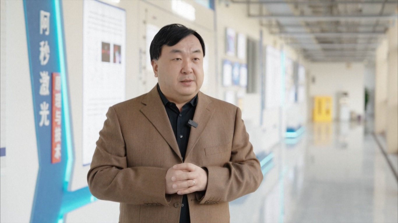 Menangkap pergerakan molekul dan atom dengan laser attosecond dapat mengungkap interaksi dan proses dinamisnya