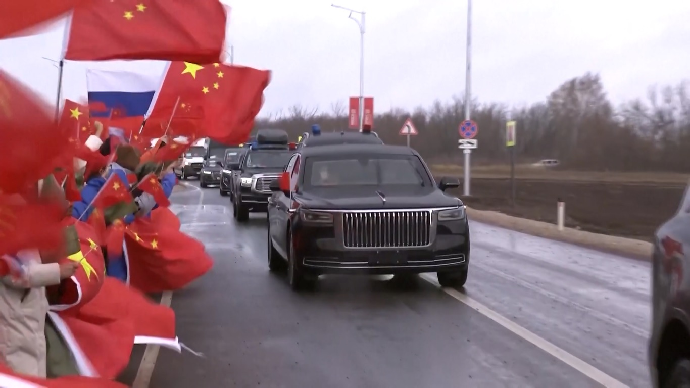 Xi terbang ke Kazan pada Selasa (22/10) lalu untuk menghadiri KTT BRICS selama tiga hari atas undangan Presiden Rusia