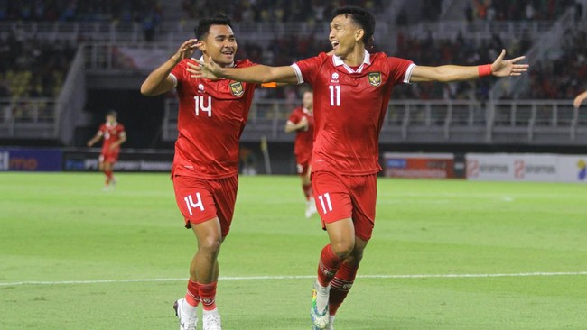 Timnas Indonesia meroket sebanyak tiga setrip dalam ranking FIFA terbaru yang dirilis pada Kamis (21/9)