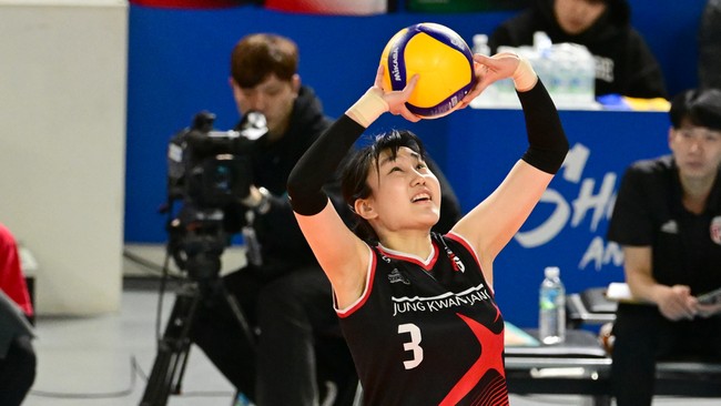 Setter Red Sparks Yeum Hye Seon mencetak rekor fantastis di Liga Voli Korea usai kalahkan AI Peppers 3-1 (25-21