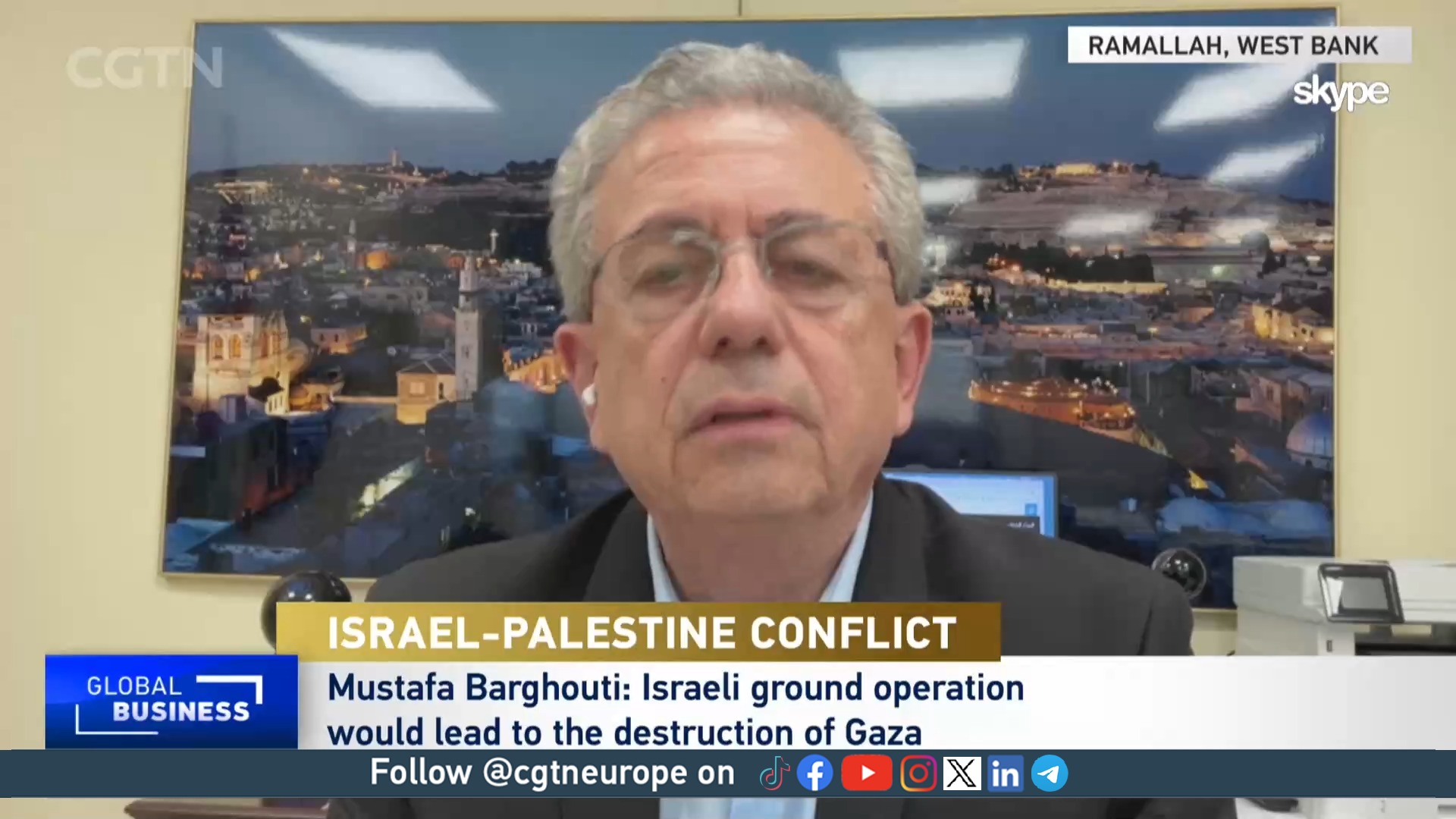 Mustafa Barghoutimenyoroti bahwa Palestina tidak hanya menghadapi serangan hari ini