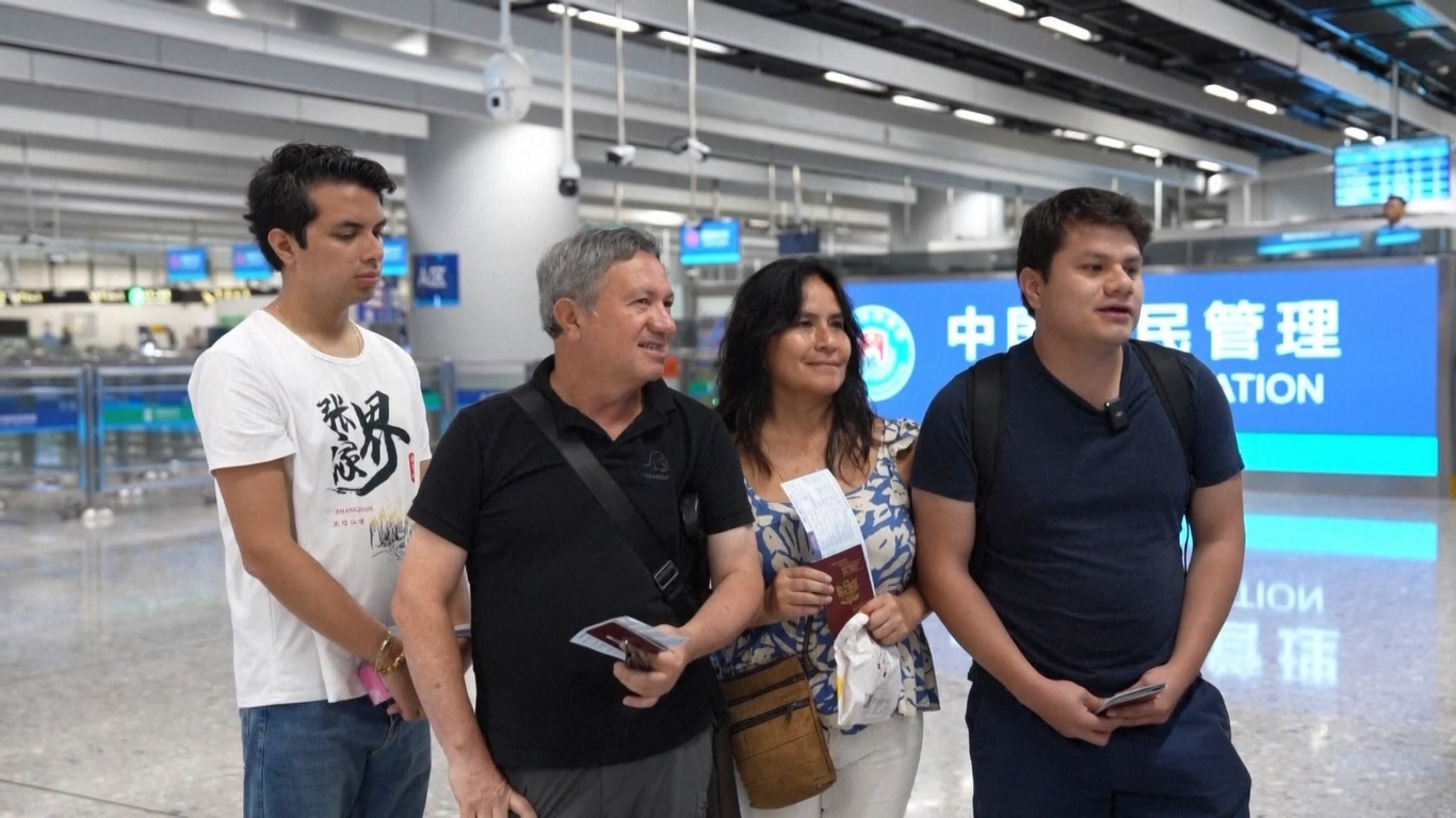 Pada hari Minggu (1/6)