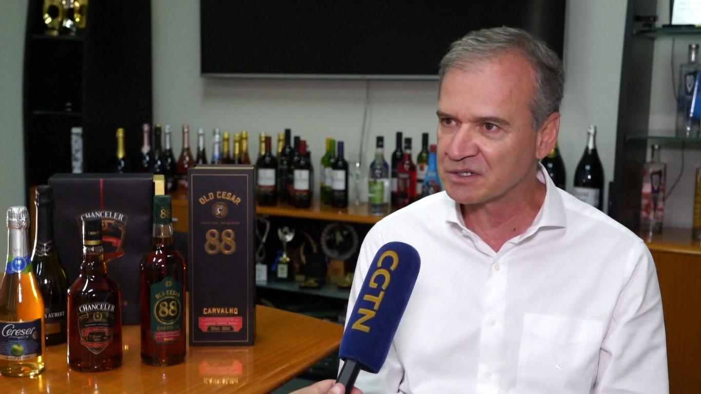 Pencapaian tersebut menandai pertama kalinya Brasil mencapai angka penjualan luar negeri yang tinggi ke satu negara