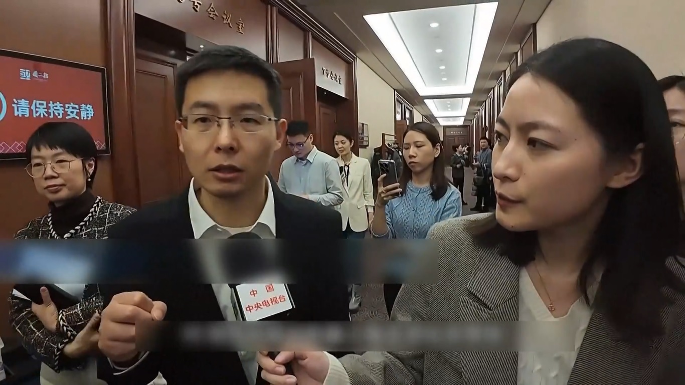 Wang berharap robot humanoid akan segera memasuki industri jasa