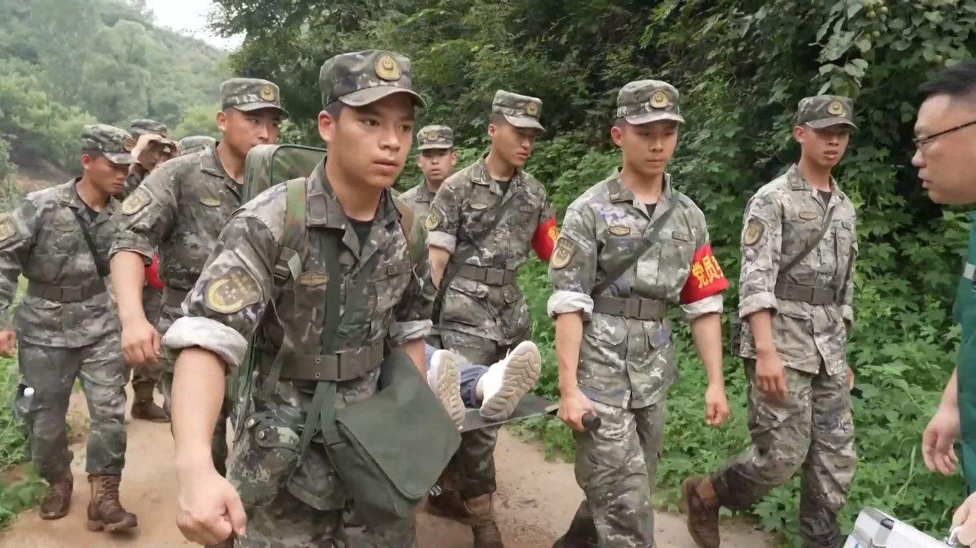 Hujan Deras Memaksa Evakuasi di Beberapa Wilayah Tiongkok