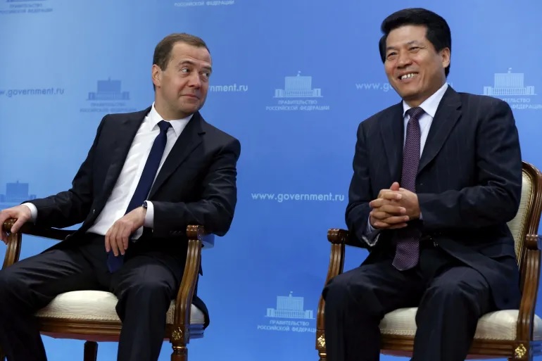 Li Hui yang fasih berbahasa Rusia merupakan pejabat Tiongkok paling senior yang mengunjungi Ukraina