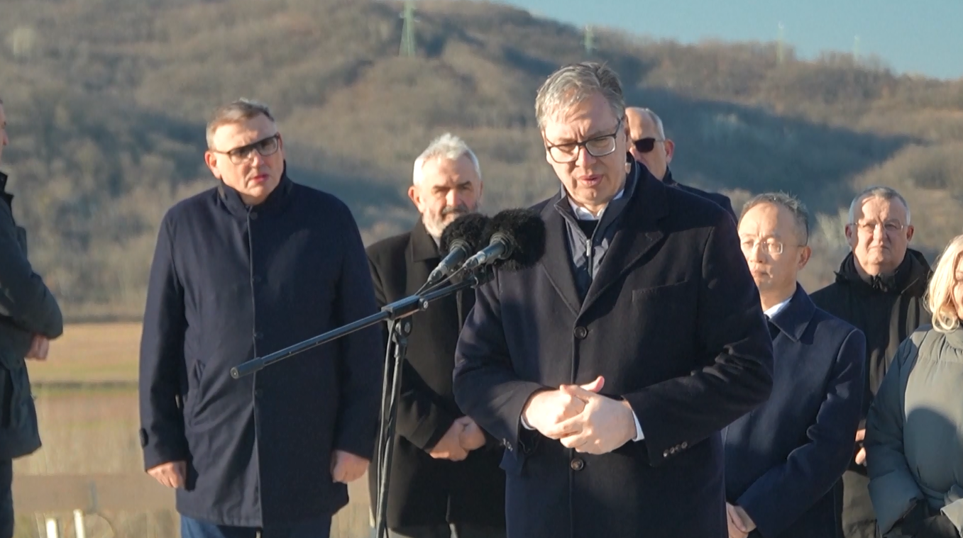 Presiden Serbia Tegaskan Kembali Komitmen terhadap Prinsip Satu-Tiongkok selama Inspeksi Koridor Danube yang Dibangun Tiongkok