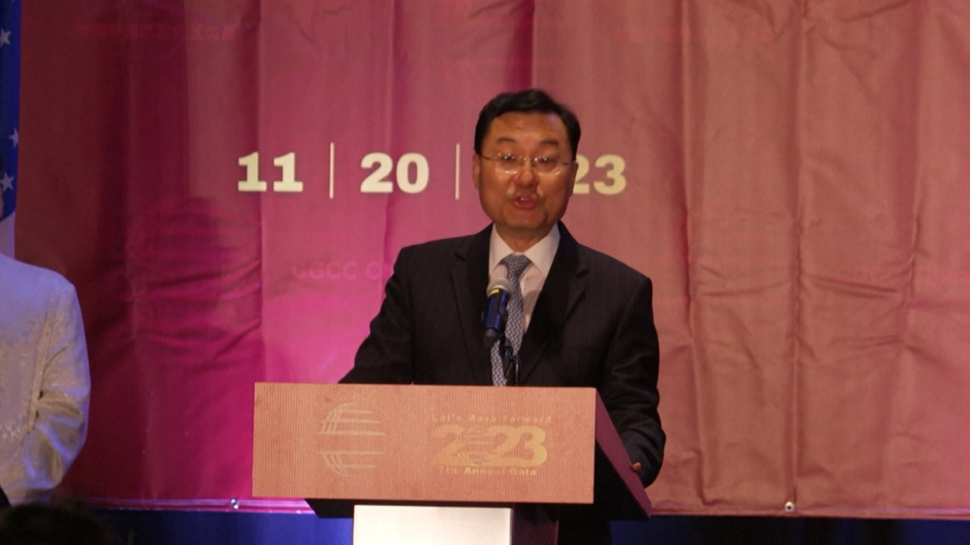 Berbicara pada acara gala tersebut