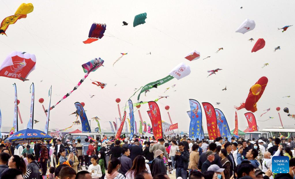 Festival Layang-layang Internasional Weifang ke-40 dimulai di Provinsi Shandong Tiongkok Timur