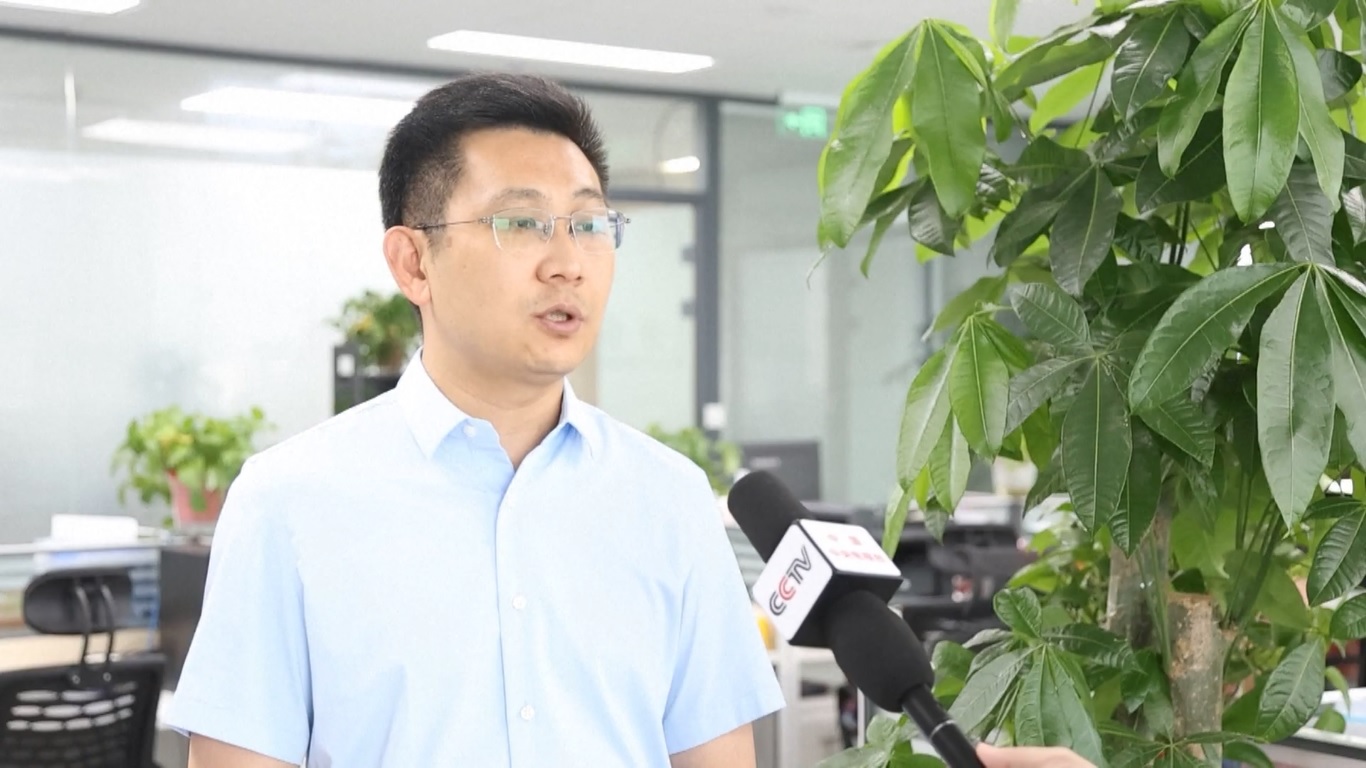 Data menunjukkan bahwa investasi pembelian peralatan memainkan peran utama yang menonjol