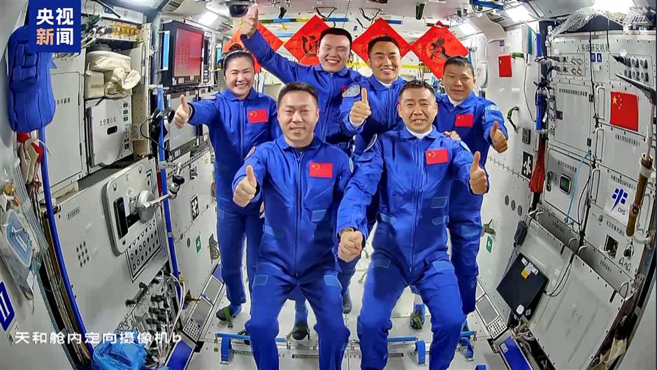 Awak Shenzhou-19 dijadwalkan kembali ke lokasi pendaratan Dongfeng di Daerah Otonomi Mongolia Dalam