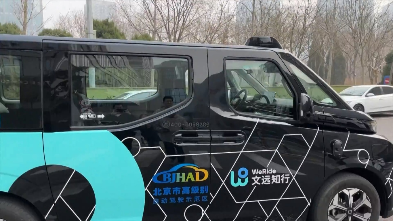 Selain kendaraan otonom