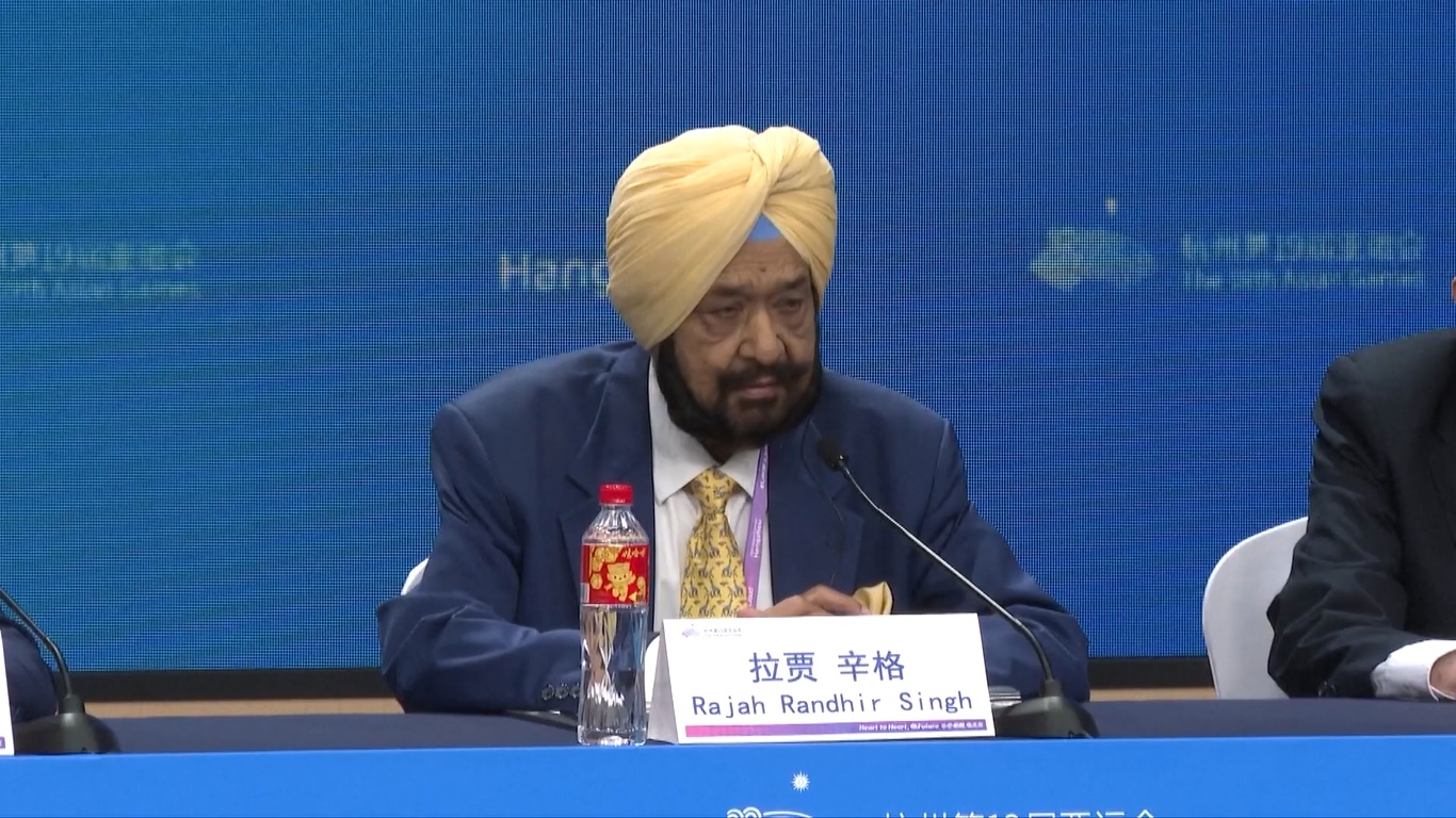 Ia mengatakan bahwa itu merupakan salah satu upacara pembukaan terbaik dan terindah yang pernah ada di dunia