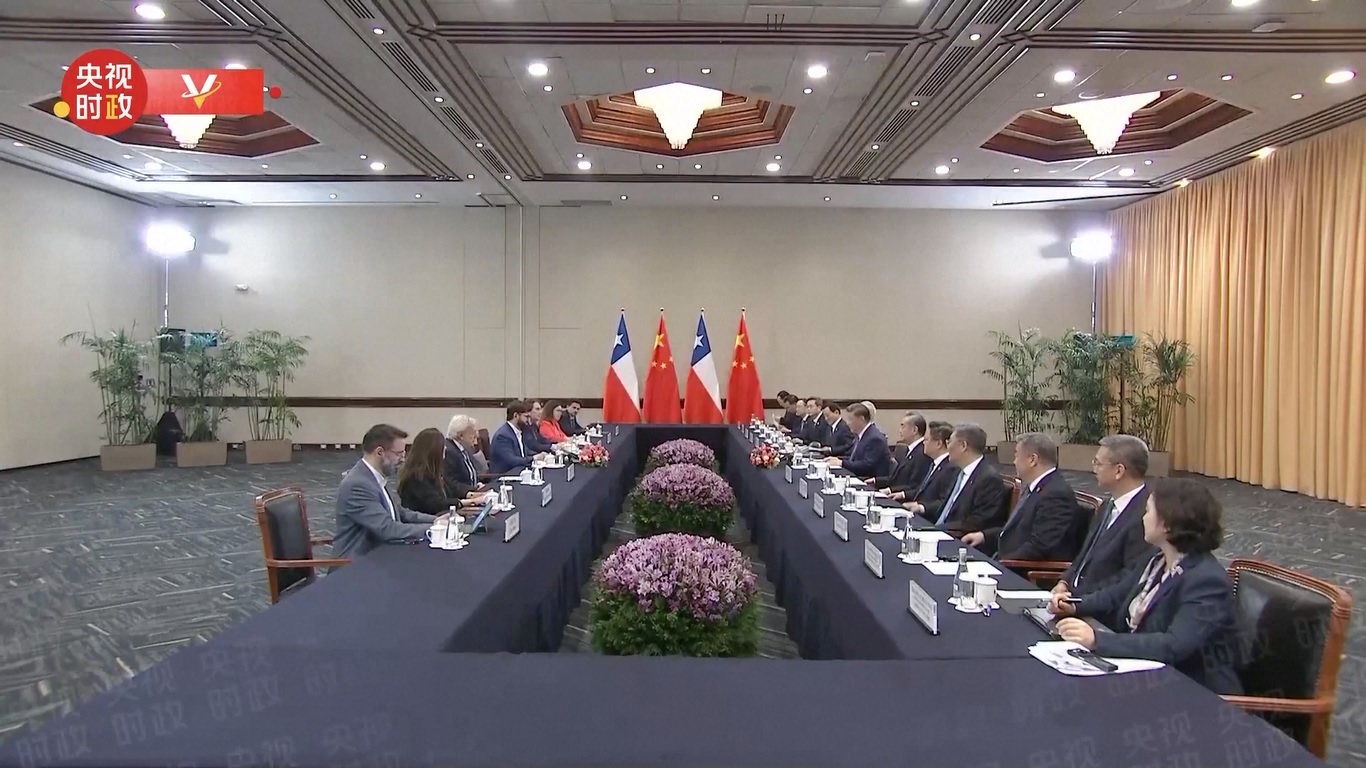 Xi bertemu dengan Boric di sela-sela Pertemuan Pemimpin Ekonomi APEC ke-31